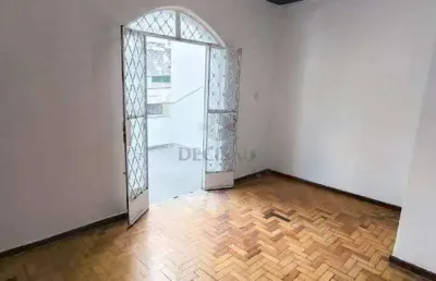 Casa comercial - localização privilegiada no floresta!