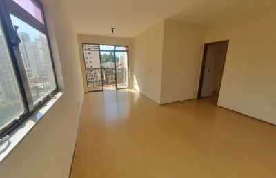 Apartamento com 3 quartos para alugar na Rua Espírito Santo, 787, Centro, Londrina