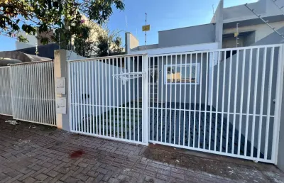 Aluga-se casa com 02 quartos e uma vaga de garagem lon rita londrina