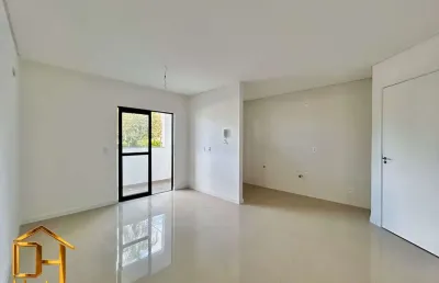 Apartamento com 2 quartos, sendo 1 suíte, sacada com churrasqueira no bairro anita garibaldi
