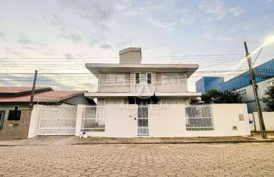 Casa com 4 dormitórios à venda, 395 m² por r$ 2.600.000,00 - coloninha - gaspar/sc