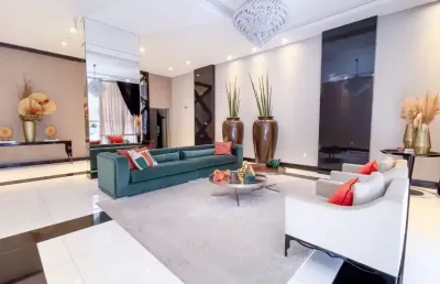 Apartamento diferenciado com 5 dormitórios frente mar