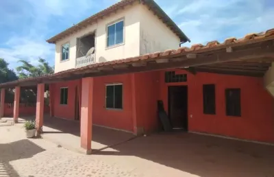 Casa para venda em são pedro da aldeia, flexeira, 2 dormitórios, 1 suíte, 1 banheiro, 2 vagas