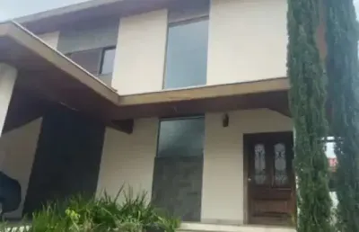 Sobrado em condomínio à venda - 240m² - 4 dormitórios com 2 suítes - residencial mantiqueira - são josé dos campos