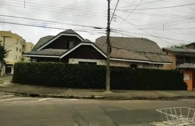 Sobrado de esquina, contendo 6 suítes com a área construida de 499,00 metros - jardim das industrias.