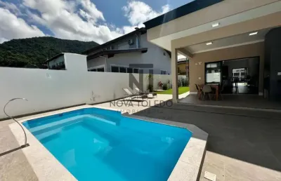 Casa de condomínio praia da lagoinha com 3 quartos e 3 banheiros à venda 144 m² por r$ 950.000
