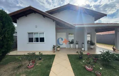 Casa com 2 dormitórios à venda, 308 m² por r$ 2.200.000,00 - morumbi - paulínia/sp