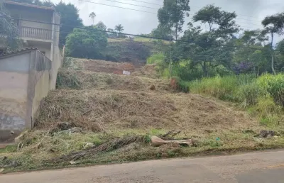 Terreno à venda na Rua Florianópolis, Parque Jardim da Serra, Juiz de Fora