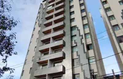 Ótimo apartamento em local plano, próximo ao shopping independência!
