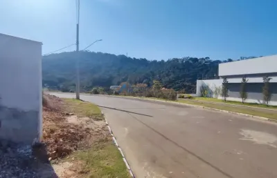 Terreno em condomínio fechado à venda na Rua Doutor Nelson Lougon Borges de Mattos, Novo Horizonte, Juiz de Fora