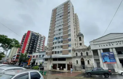 Apartamento 2 quartos, elevador e portaria na andradas