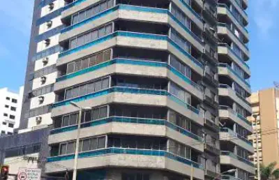 Apartamento de alto padrão no coração do centro da cidade com 313m² de 4 quartos com 2 suítes e 2 vagas garagem