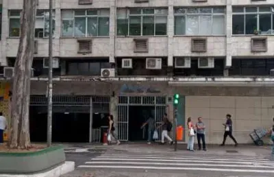 Vaga de garagem a venda no edifício  solar do rio branco