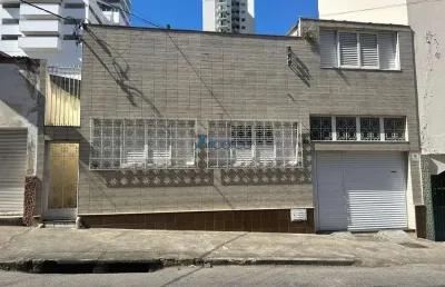 Casa com 4 quartos à venda na Rua Cândido Tostes, São Mateus, Juiz de Fora