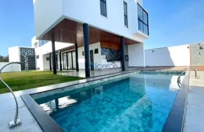 Casa de 04 suítes com fino acabamento , 400m², valor 1.990.000,00