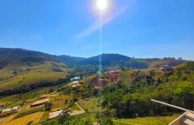 Terreno em declive medindo 3.000m², com vista linda- no villagio da serra ii- salvaterra