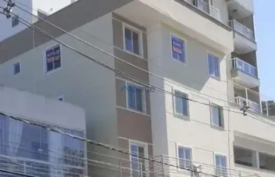 Cobertura duplex com excelente terraço, e apenas 2 lances de escada no são pedro!