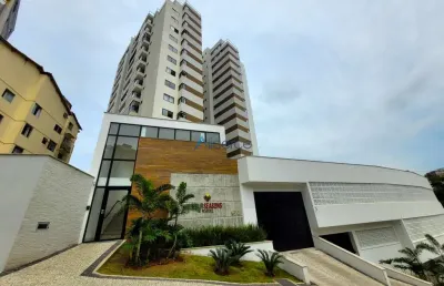 Apartamento de 04 suítes e 03 vagas de garagem no granbery