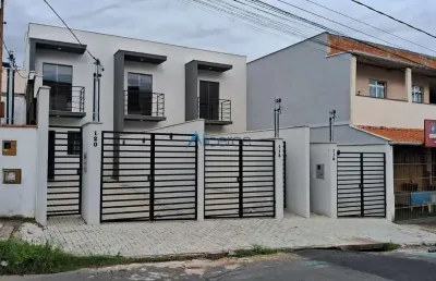 Casa com 2 quartos à venda na Rua São João Batista, Parque Guarani, Juiz de Fora