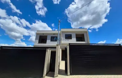 Casa duplex com 03 quartos e 02 vagas de garagem no fontesville