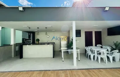 Casa a venda nos 04 quartos, 02 vagas de garagem-277m² - 1.800.000,00- quintas da avenida