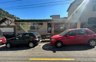 Linda casa de 4 quartos no vale do ipê - proximidade com conforto