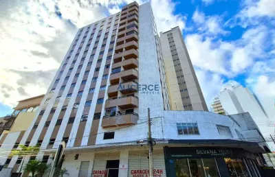 Apartamento com 04 quartos e 02 vagas de garagem e elevador em são mateus.