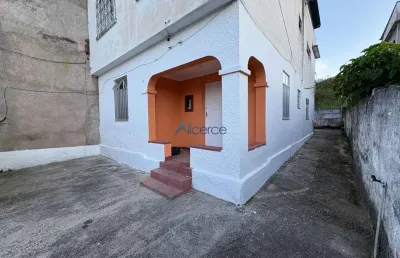 Ótima casa linear de 3 quartos com suíte próxima ao ifet