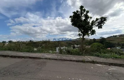 Terreno à venda na Rua Francisco Baptista de Oliveira, Aeroporto, Juiz de Fora
