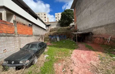 Terreno à venda na Rua Manoel José de Paula, Parque Independência, Juiz de Fora