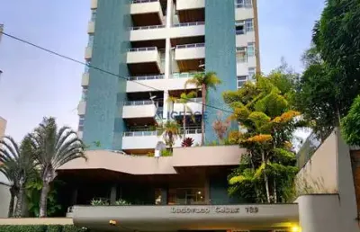 Apartamento em área nobre  3 quartos com 2 vagas e lazer