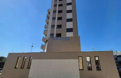 Cobertura duplex com 03 suítes,  elevador e 02 vagas de garagem no morro da glória.