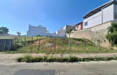 Terreno à venda na Rua Francisco Baptista de Oliveira, Aeroporto, Juiz de Fora