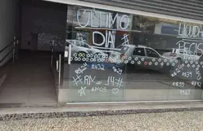 Ponto comercial para alugar na Rua Santa Rita, Centro, Juiz de Fora