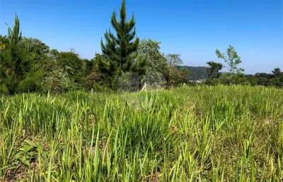 Terreno à venda na Estrada da Serrinha, Bairro do Cambará, São Roque