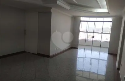Apartamento com 4 quartos à venda na Getúlio Vargas, Centro, São Roque