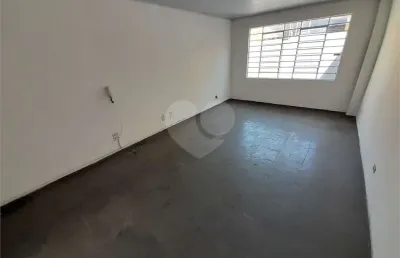 Sala comercial para alugar na João Batista De Oliveira, Centro, Taboão da Serra