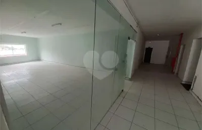 Sala comercial para alugar na Nicola Vivilechio, Jardim Bontempo, Taboão da Serra