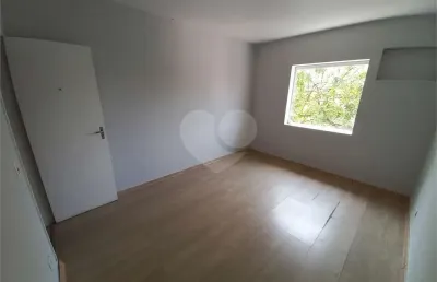 Sobrado com 2 quartos para locação em jardim da glória - sp