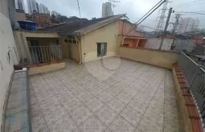 Casa de vila com 2 quartos para locação em jardim novo taboão - sp