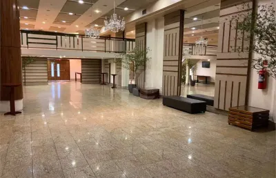 Ponto comercial para alugar na Avenida Morumbi, Santo Amaro, São Paulo