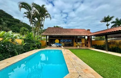 Casa à venda na praia do pernambuco, 5 quartos, 4 vagas.