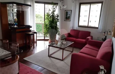 Apartamento com 3 quartos à venda na Rua Casimiro de Abreu, 558, Campo Belo, São Paulo