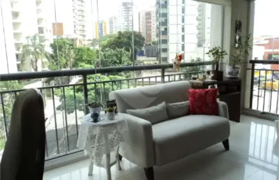 Apartamento 02 dormitórios e 01 suíte á venda na vila mascote.