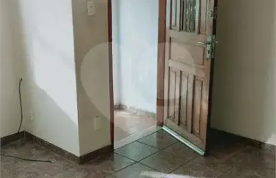 Casa tipo sobrado sem vaga com quintal perto metrô alto do ipiranga venda