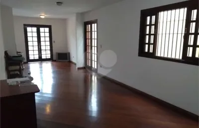Sobrado á venda com 200m² - bosque da saúde, são paulo