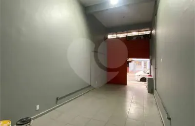 Salão comercial em pinheiros são paulo/sp para locação com 40m²