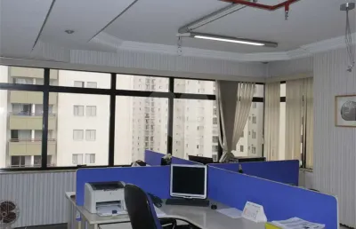 Sala / conjunto comercial 52 m² 01 banheiro 01 vaga na saúde com ótima localização - locação.