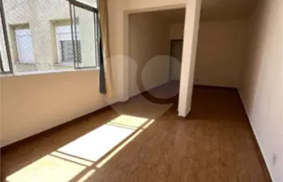 Apartamento com 2 quartos à venda na Rua Oliveira Peixoto, 43, Aclimação, São Paulo