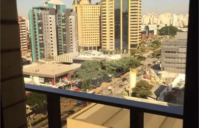 Flat mobiliado para locação em moema – 40m² | 1 suíte | sacada | vaga com manobrista são paulo sp